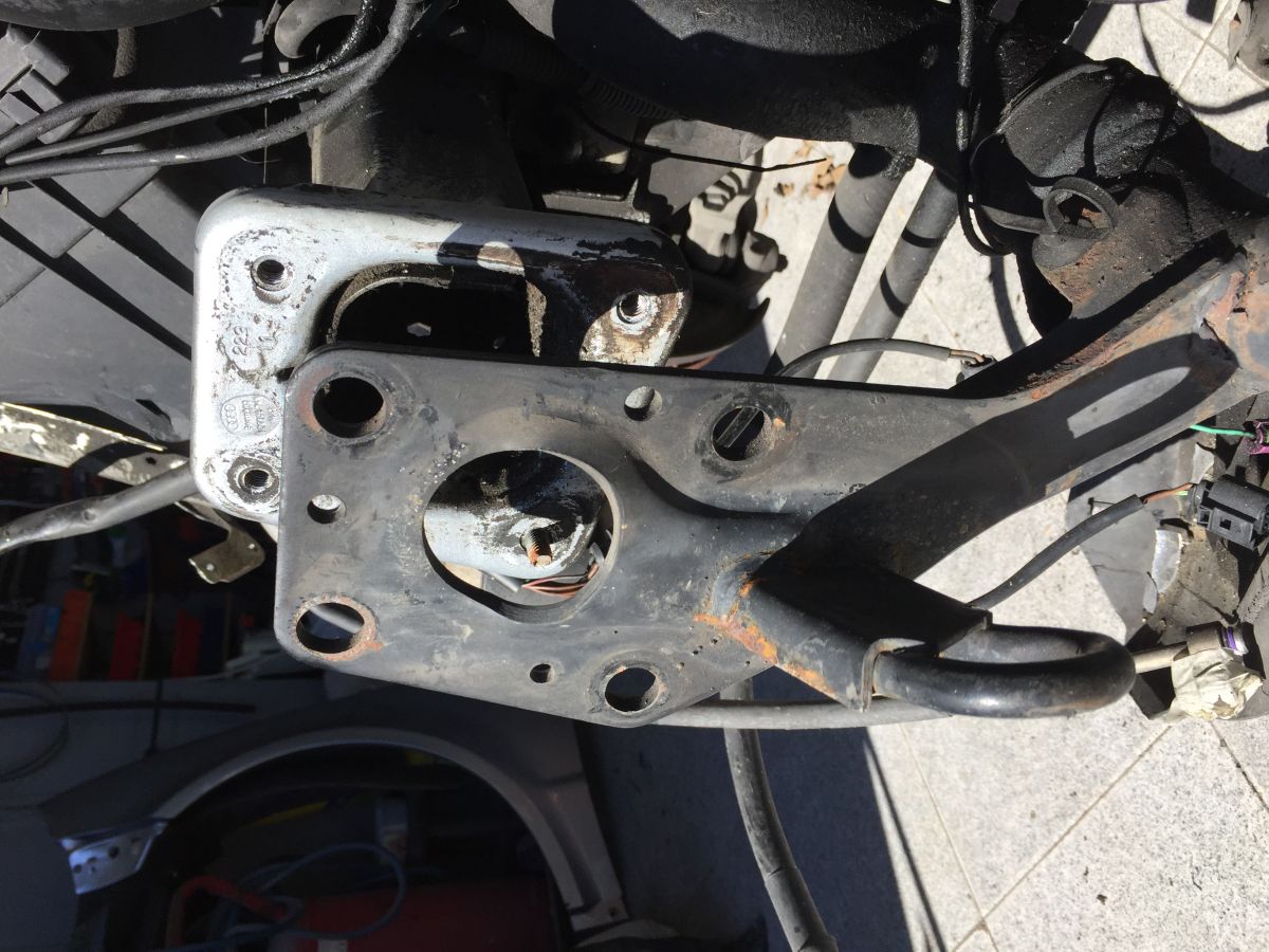 Lucasgarage - Sintra - Cars and motorcycles repair