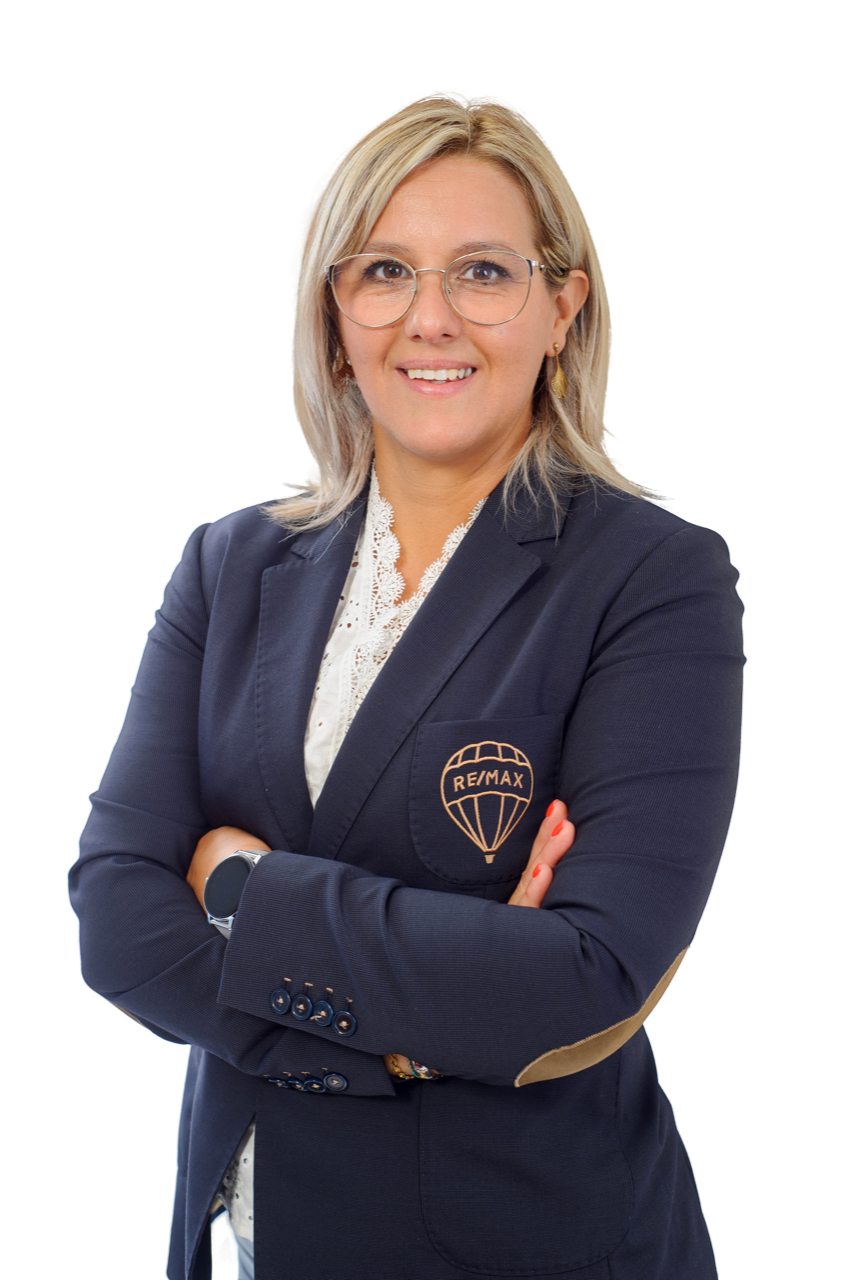 Alexandrina Duarte - Montijo - Serviço de Agente Imobiliário