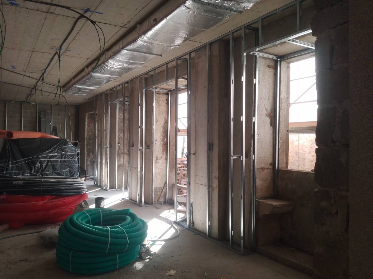 Luciano - Guimarães - Drywall Repair and Texturing