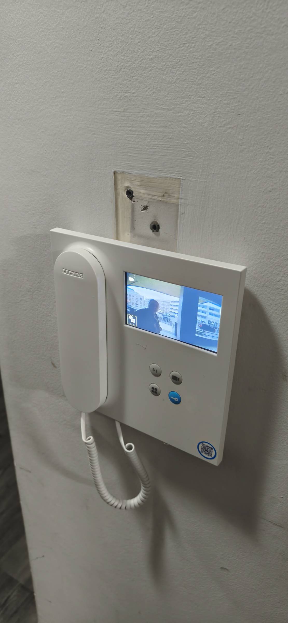 Instalação e Reparação de Intercomunicadores
