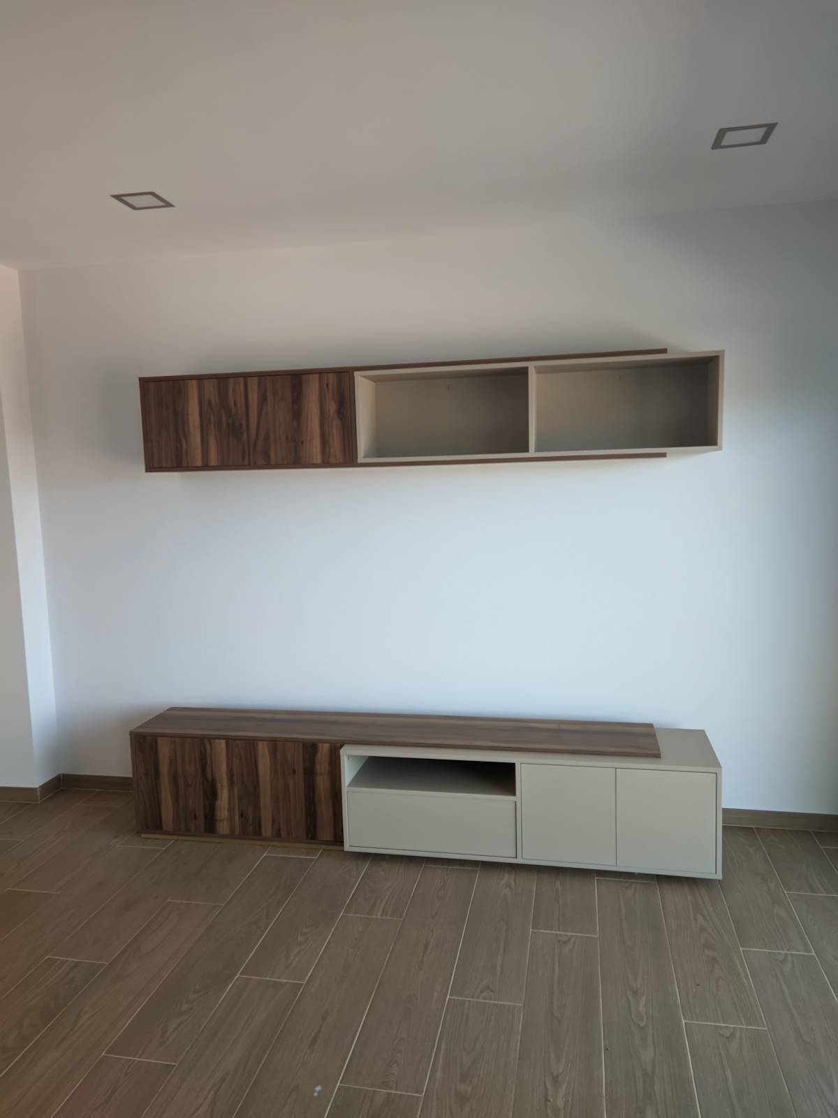 Rodrigo montador de mobiliário - Vila Real - Montagem de TV