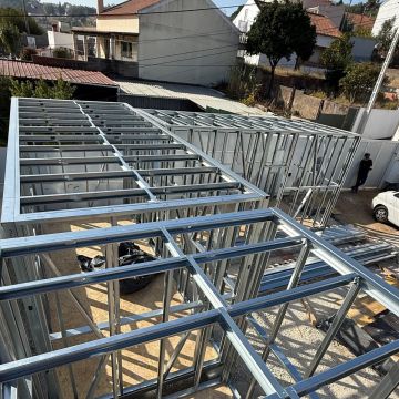 GB  CANALIZAÇÃO E REMODELAÇÕES - Porto - Installation und Montage von Lampen