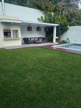 DreamGardens - Torres Vedras - Rasenpflege - Kompletter Rundum-Service