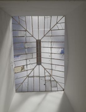 Roof Installation Professional