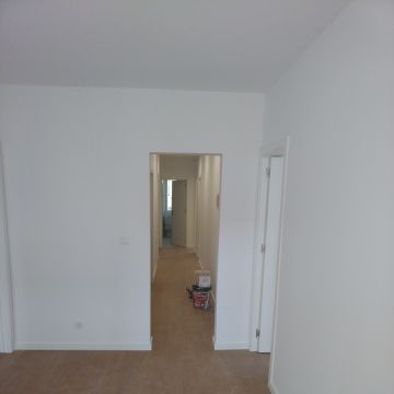 Nuno - Lisboa - Stone or Tile Flooring Installation