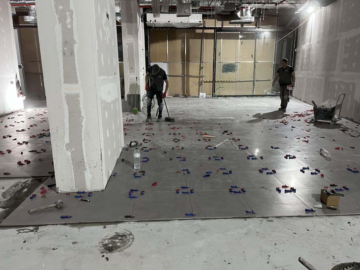 Vladmir Fonseca - unipessoal,Lda - Loures - Reparação de Portão de Garagem