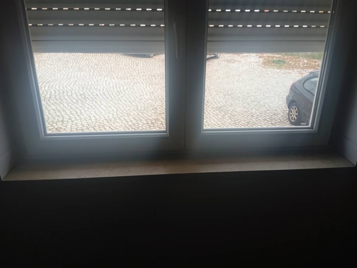 Abel Pinto - Moita - Dachfenster montieren