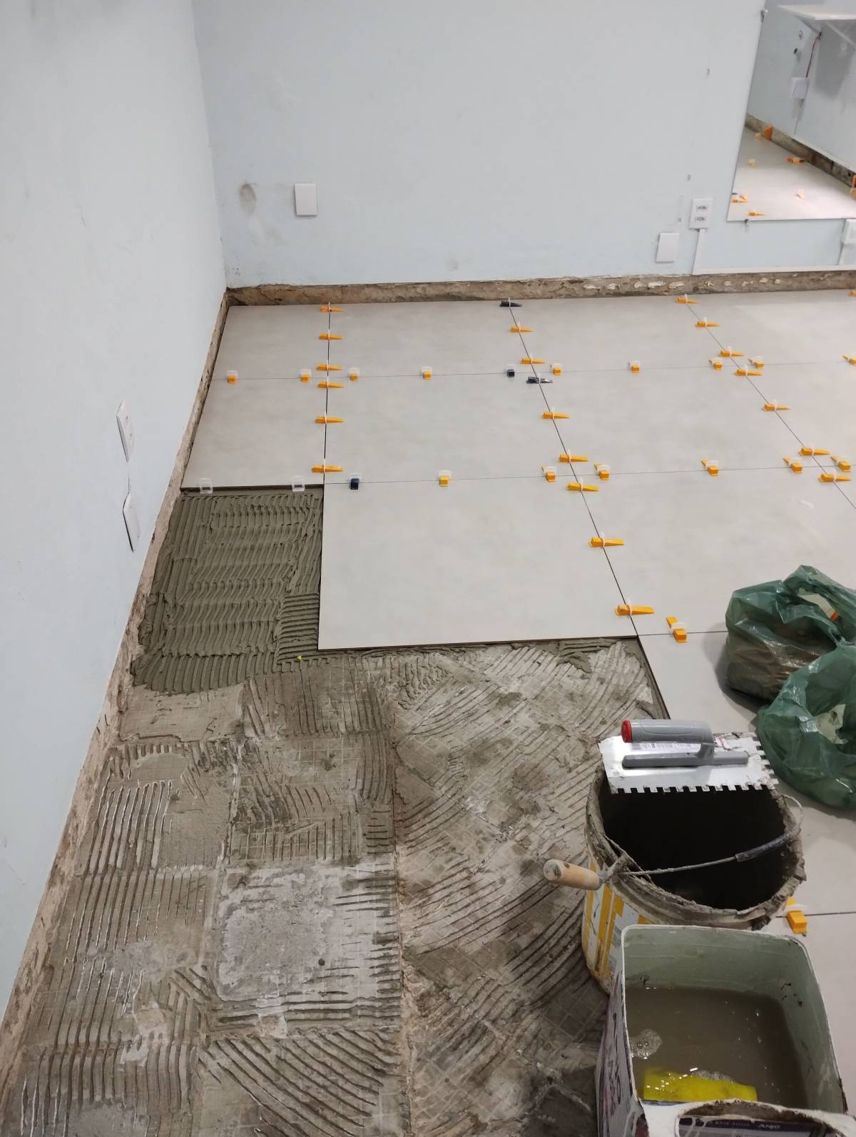 LC Acabamenttos - Torres Vedras - Hardwood Floor Refinishing