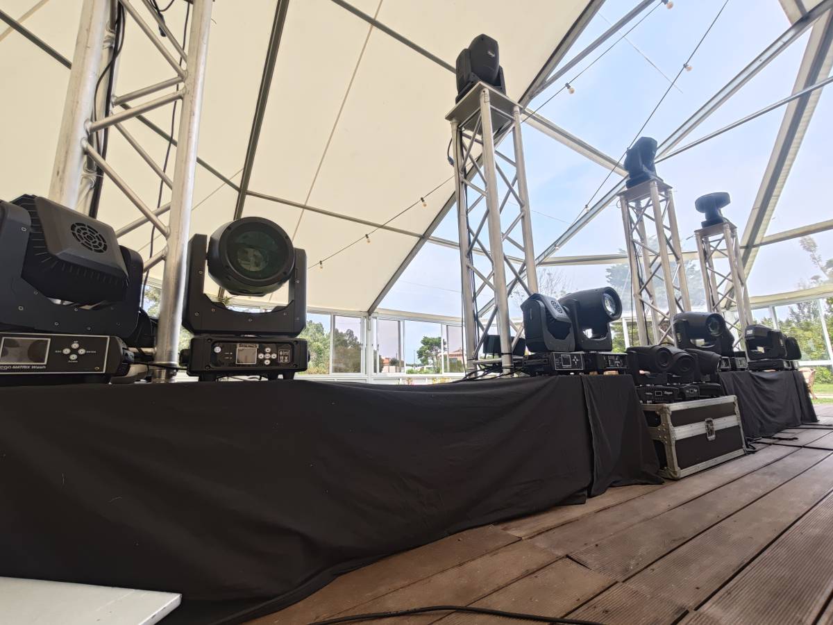 DM LIVE PRODUÇÃO TÉCNICA PARA EVENTOS - Sintra - Aluguer de Máquina de Karaoke