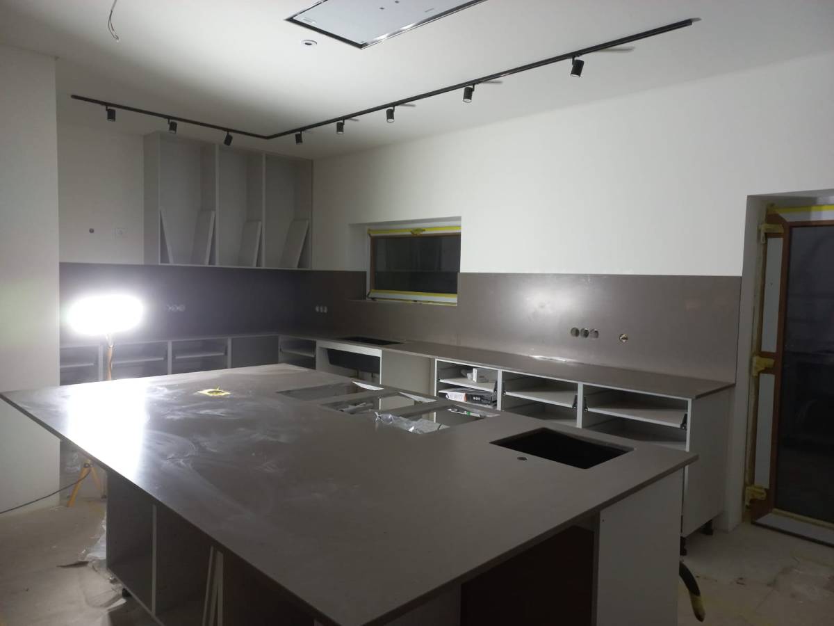 Marmores cozinhas e casas de banho - Sintra - Limpeza de Garagem