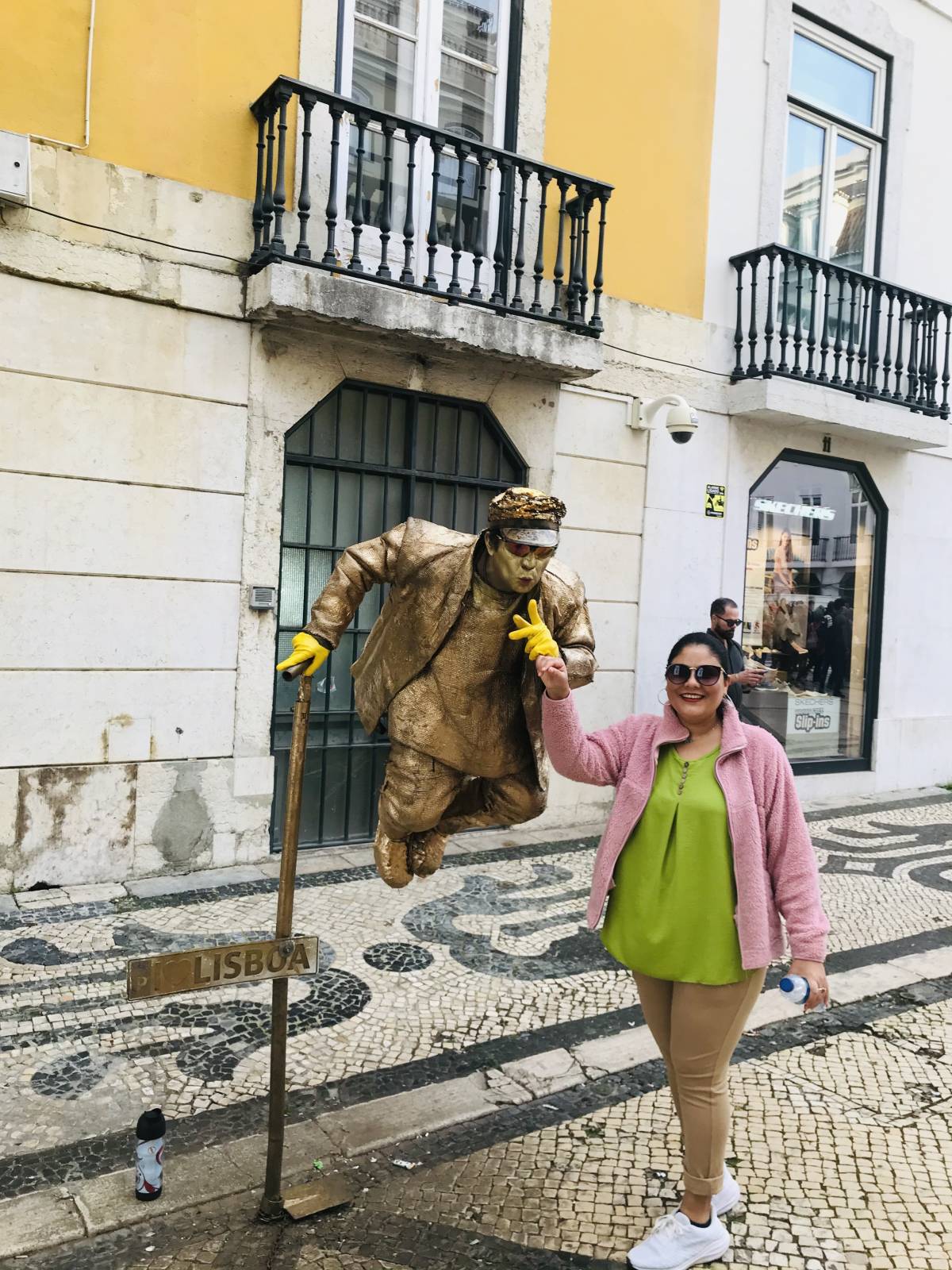 Cleaning babysitter - Lisboa - Home Care and Nursing Homes