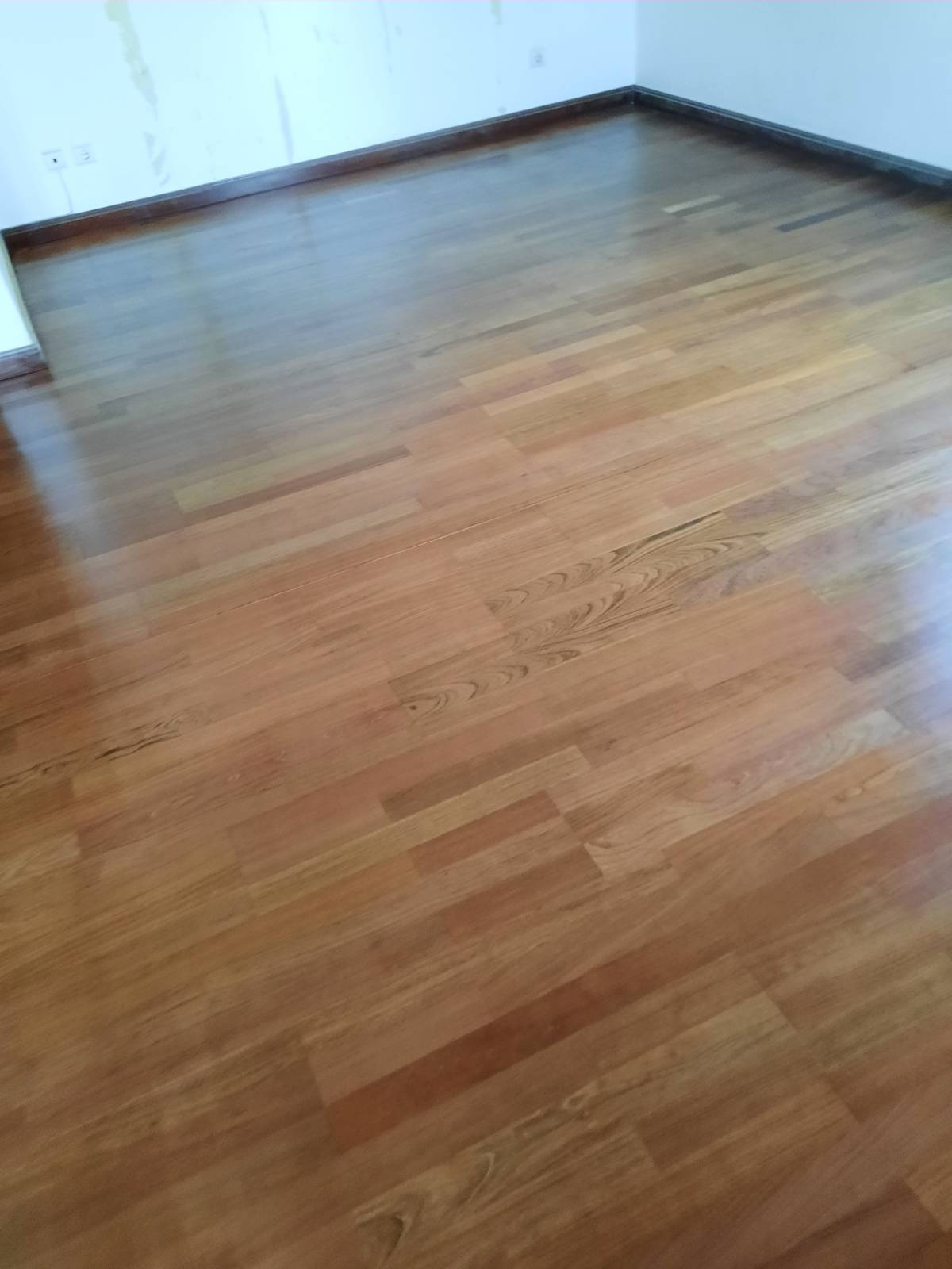 Alcindo Monginho - Évora - Cabinet Refacing