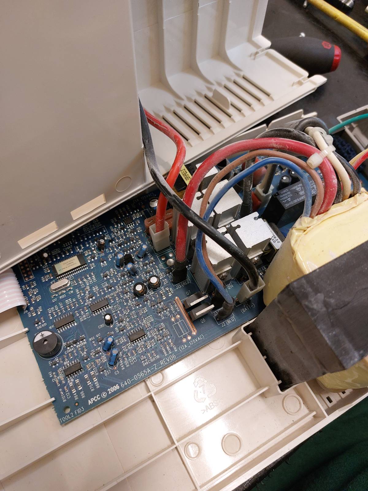 Infinity reparos - Viana do Castelo - Circuit Breaker Panel or Fuse Box Installation