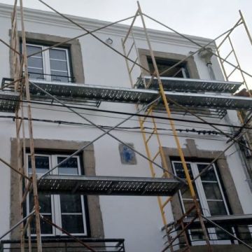 Vladmir Fonseca - unipessoal,Lda - Loures - Montagem de  Cama