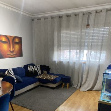Tiara Araújo - Matosinhos - Limpeza de Cortinas e Cortinados