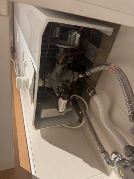 Techniker für Boiler
