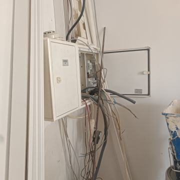 Dima Serviços Elétricos - Vila Nova de Famalicão - Problemas Elétricos e de Cabos