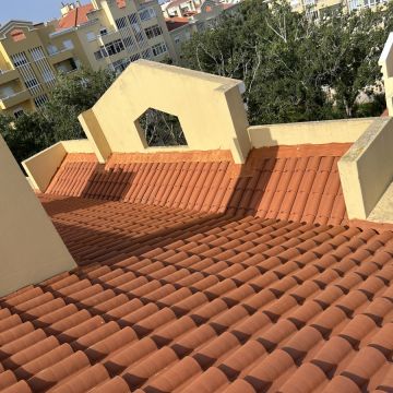 Vladmir Fonseca - unipessoal,Lda - Loures - Instalação de Cobertura de Pátio