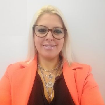 Carla Rogério - Alcobaça - Serviço de Agente Imobiliário