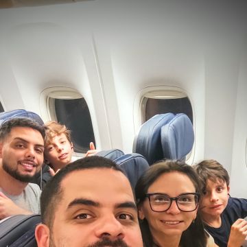 André Chagas - Especialista e Instrutor - Valongo - Diseño de logos
