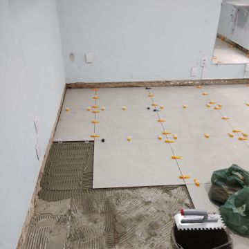 LC Acabamenttos - Torres Vedras - Hardwood Floor Refinishing
