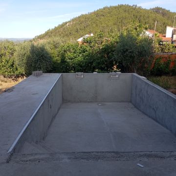 AConstruções - Pedrógão Grande - Siding Installation, Repair, or Removal
