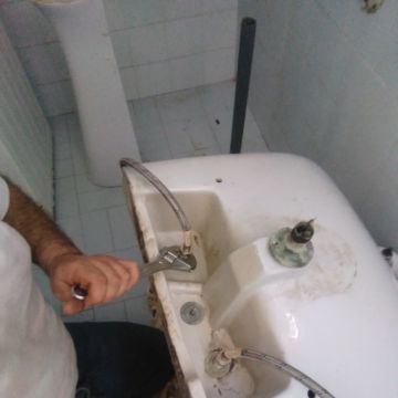 MU Serviços Canalização & Reparações Domésticas - Évora - Elektrogeräte montieren