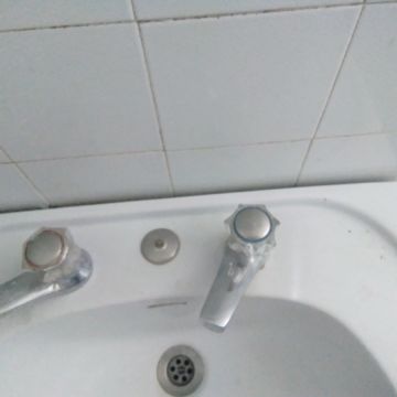 MU Serviços Canalização & Reparações Domésticas - Évora - Ventilator montieren