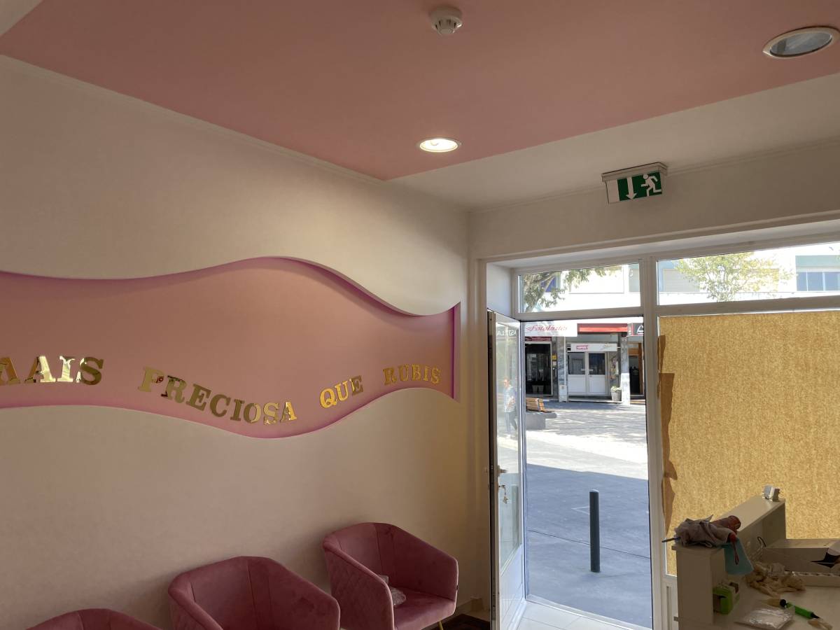 Welber lopes - Rio Maior - Teppich verlegen
