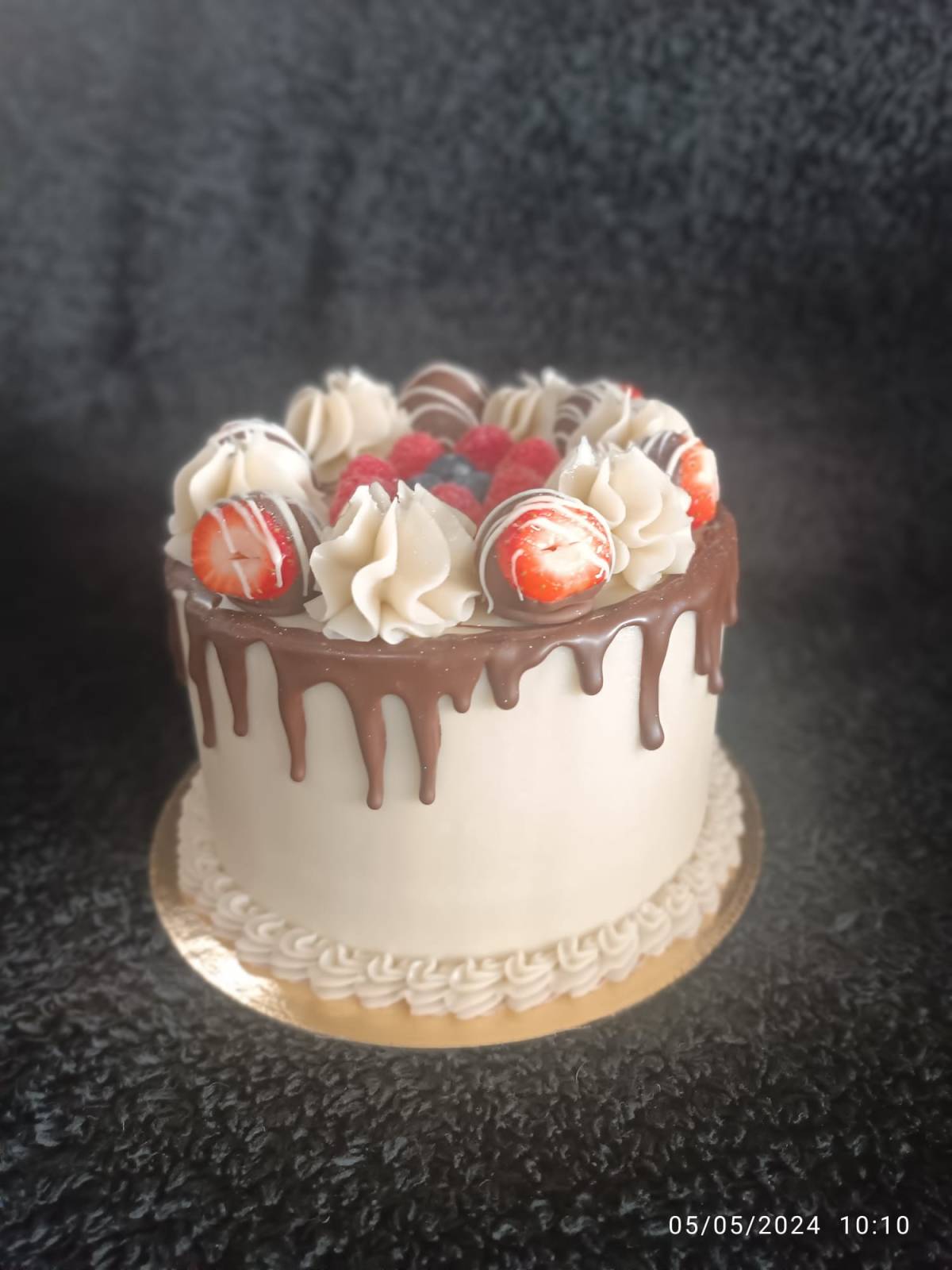 Make.A.Cake - Regina Neves - Pombal - Cake Making Services