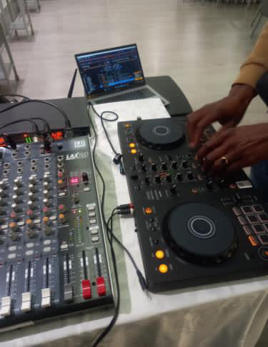 Acácio DJ - Guimarães - DJ