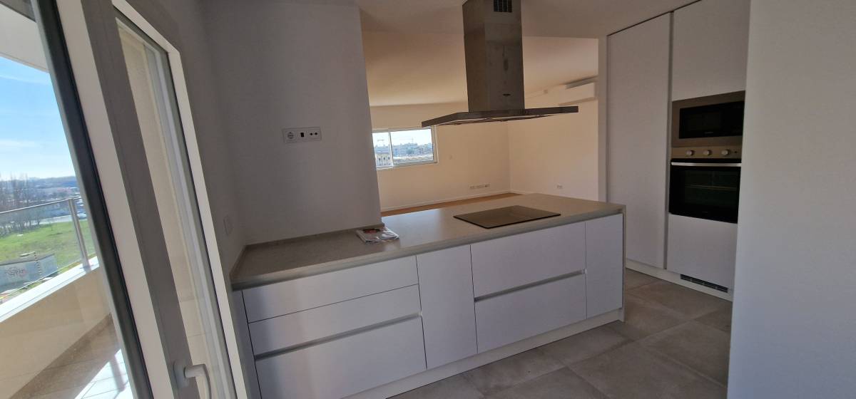 Sérgio Vicente - Barreiro - Remodelação de Sótão