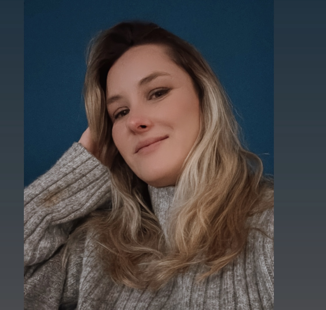 Karine - Porto - Babysitter