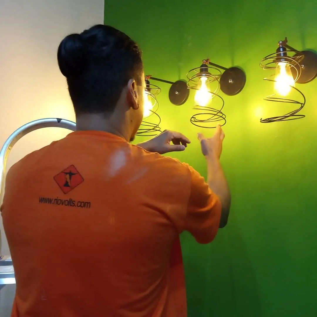 Infravolts - Gouveia - Reparatur von Lichtschaltern und Steckdosen