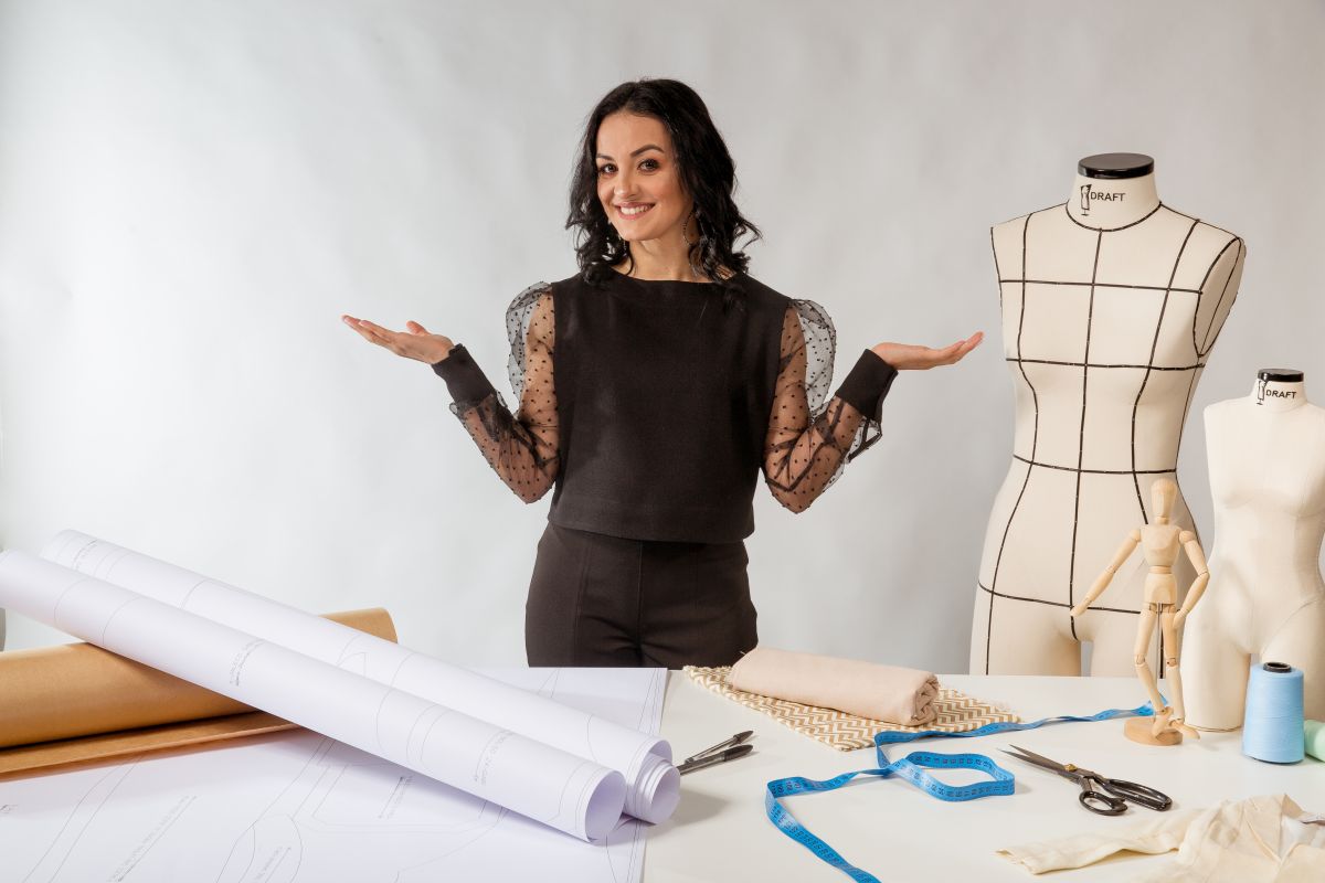 Dyeli Fernandes - Almada - Design de Roupa Personalizado