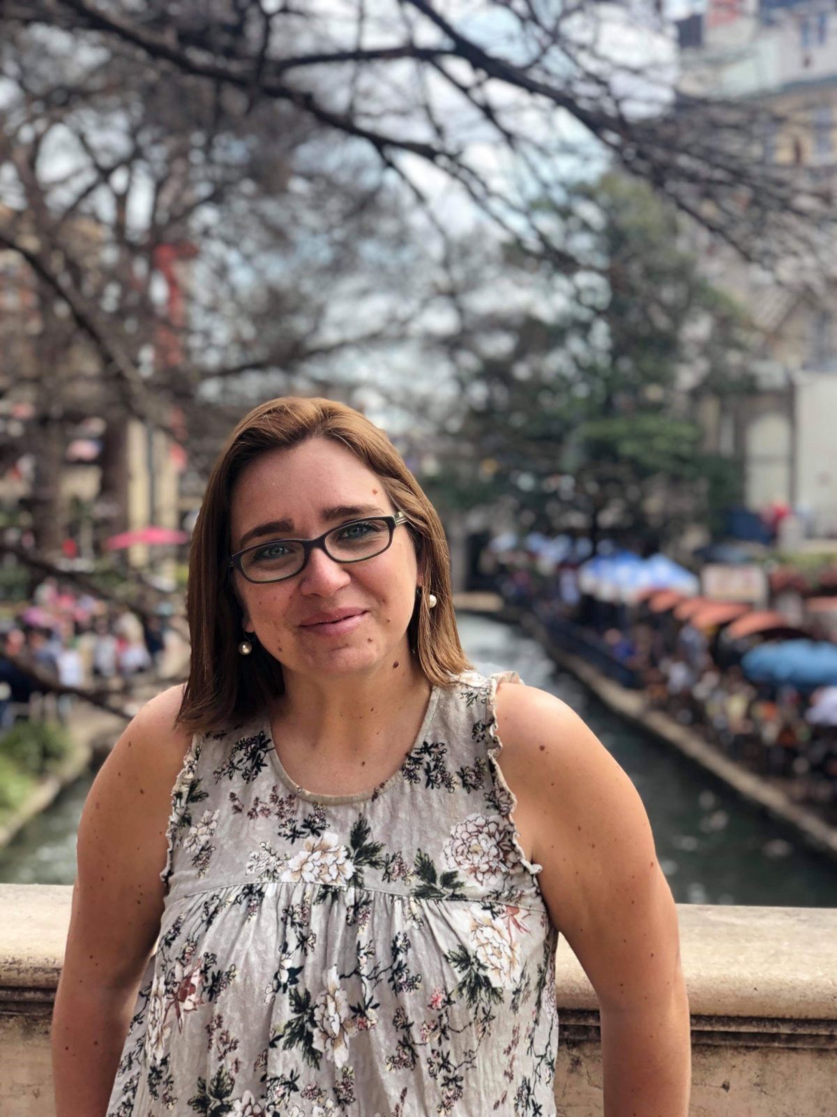 Mara Domingues - Cascais - Translation