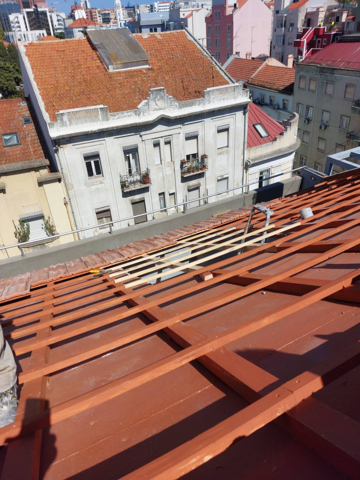 WILSON VASCONCELOS & PAQUETE GRAÇA  CONSTRUÇÔES LDA - Lisboa - Stein- oder Fliesenboden verlegen