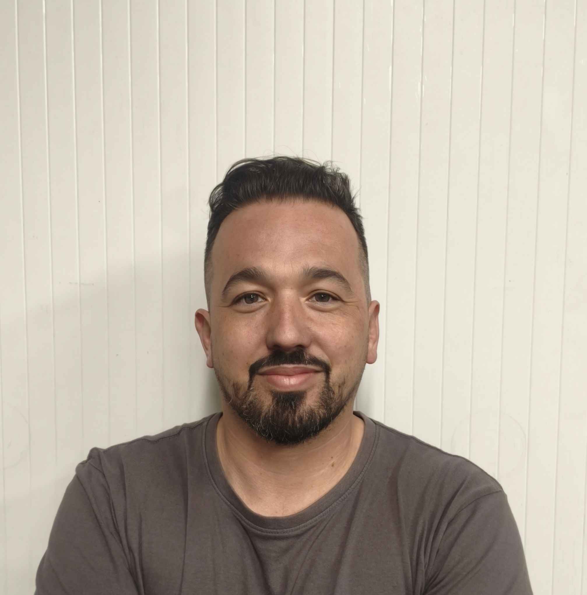 Nelson Almeida - Vila Nova de Gaia - Montagem de Equipamento Desportivo
