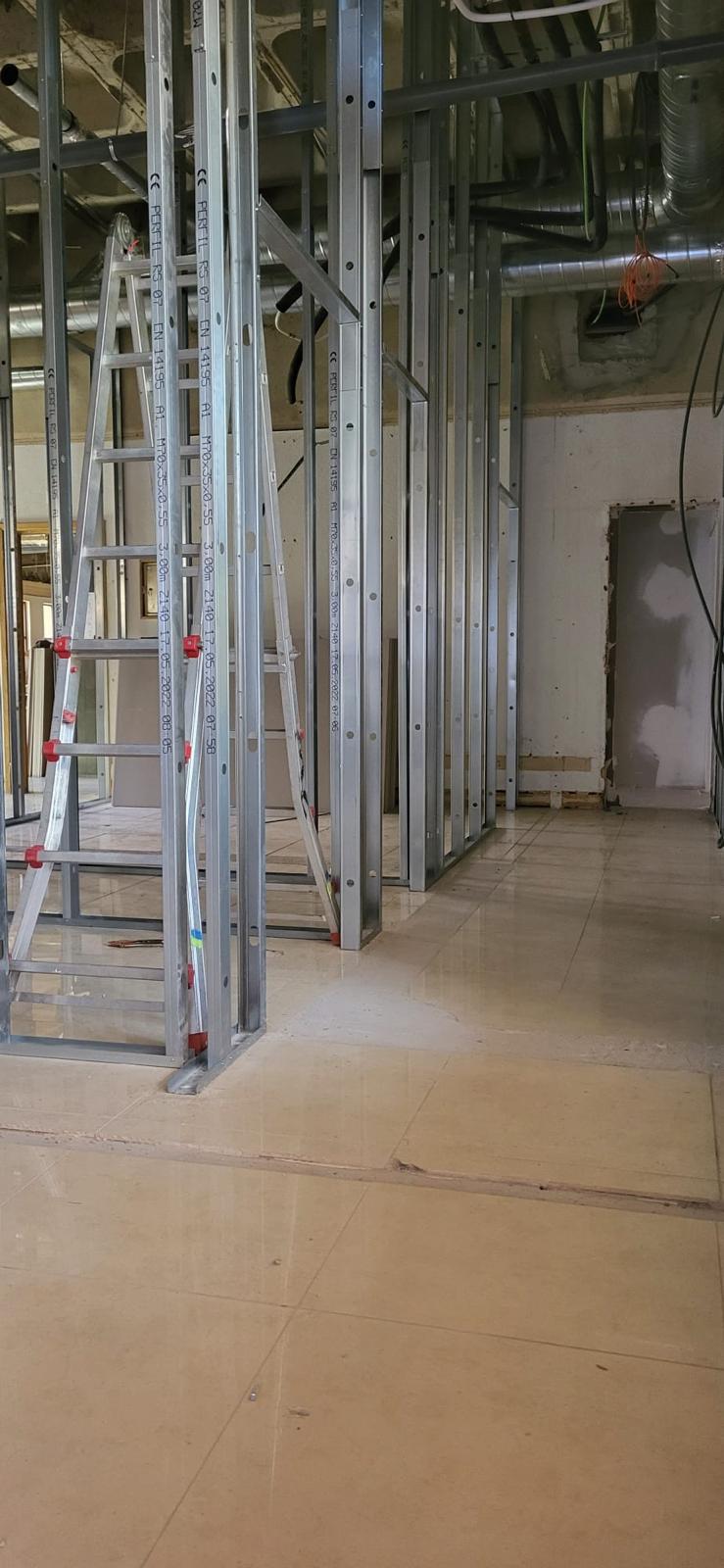 Shahid - Odivelas - Stone or Tile Flooring Installation