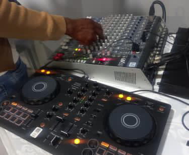 Acácio DJ - Guimarães - Aluguer de Estruturas para Eventos