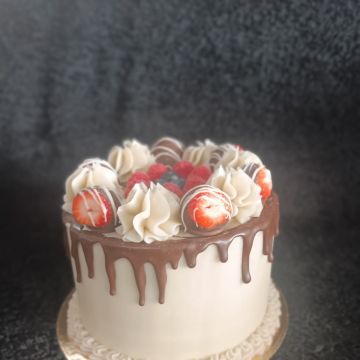 Make.A.Cake - Regina Neves - Pombal - Cake Making Services