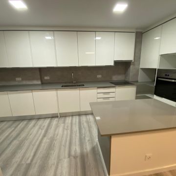 S&W CONSTRUÇOES E REMODELAÇOES - Almada - Treppenbau