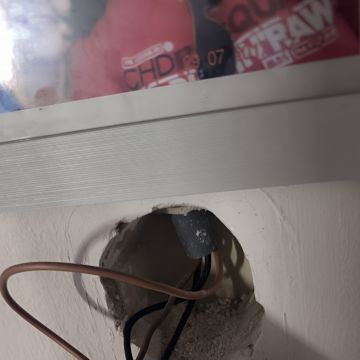 Tecnofrequencia - Sintra - Elektro- und Verdrahtungsprobleme