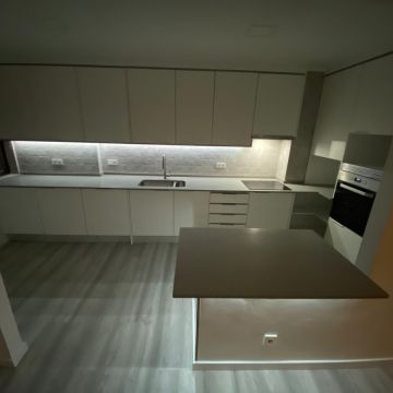 S&W CONSTRUÇOES E REMODELAÇOES - Almada - Innenwand einbauen