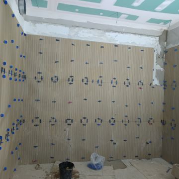 Leandro Garcia - Amadora - Carpet Installation