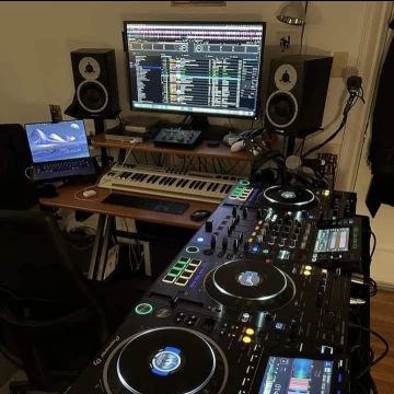 Acácio DJ - Guimarães - Aluguer de Equipamento Audiovisual para Eventos