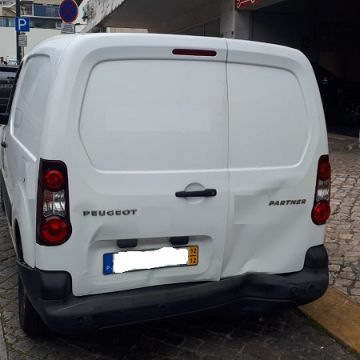 Oficina Multimarca - Auto Pleno - Lisboa - Mudar Pneus do Carro