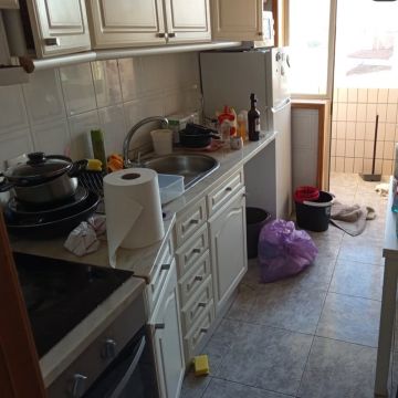 Cleaning Service - Paredes - Grundreinigung oder Frühjahrsputz