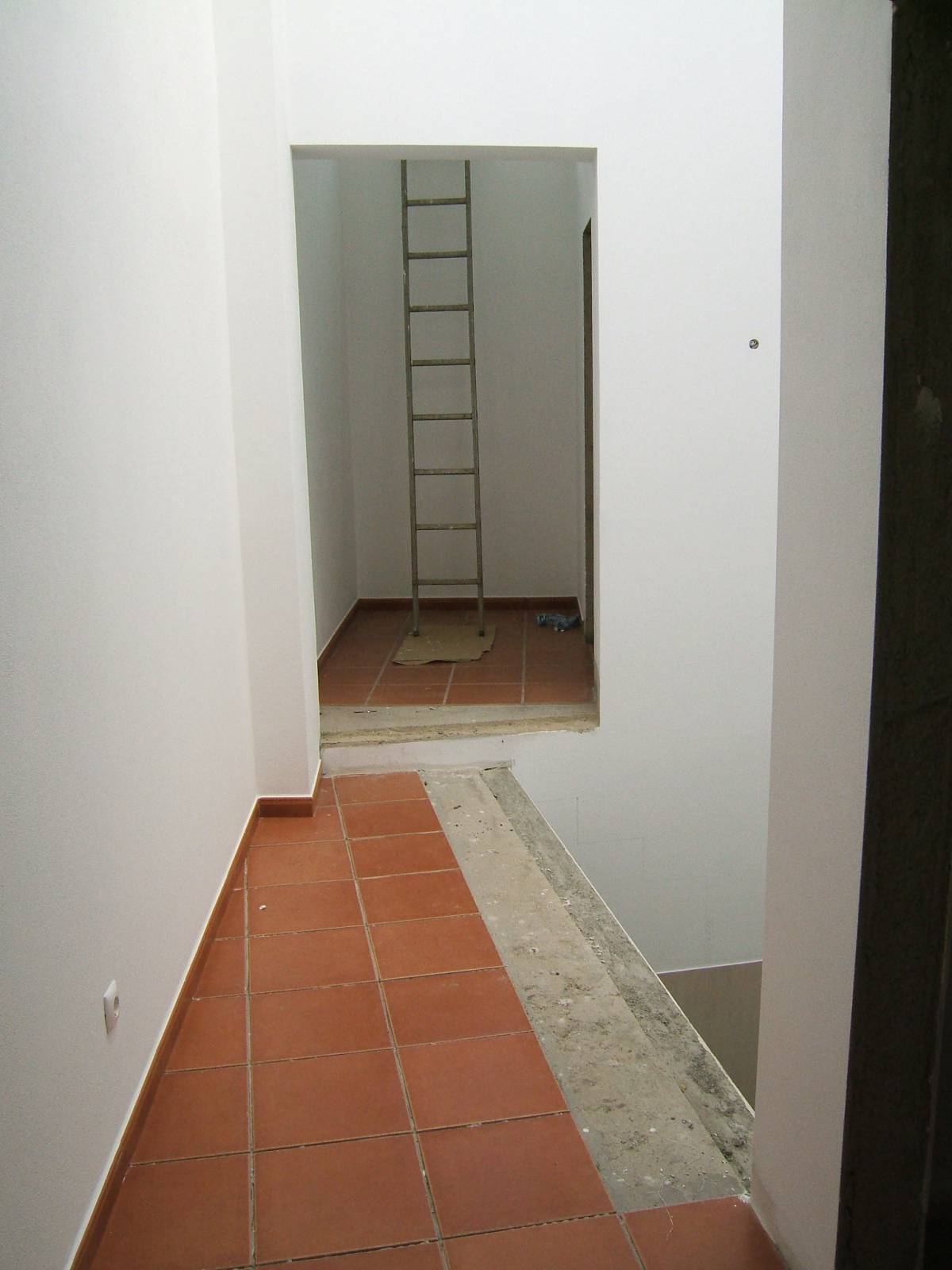 Open House Renovações - Lisboa - Adición de pared interior