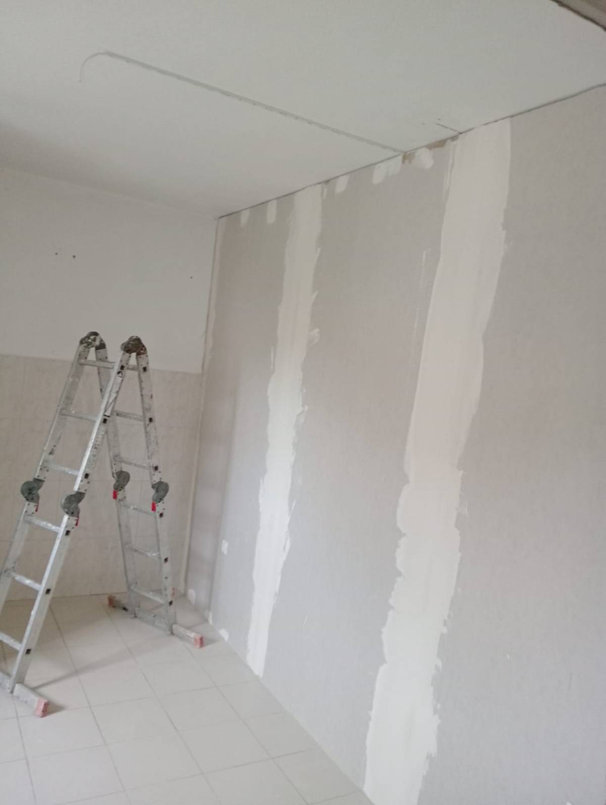 ICLR CONSTRUCOES E REMODELAÇÕES - Setúbal - Wände verkleiden, reparieren oder entfernen